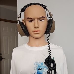 College Communication RCA Radio Station Headphones